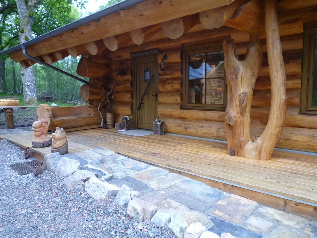 Caledonian Cabin Инвъргари Екстериор снимка